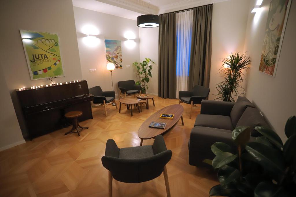 Posezení v ubytování HOTEL SABU