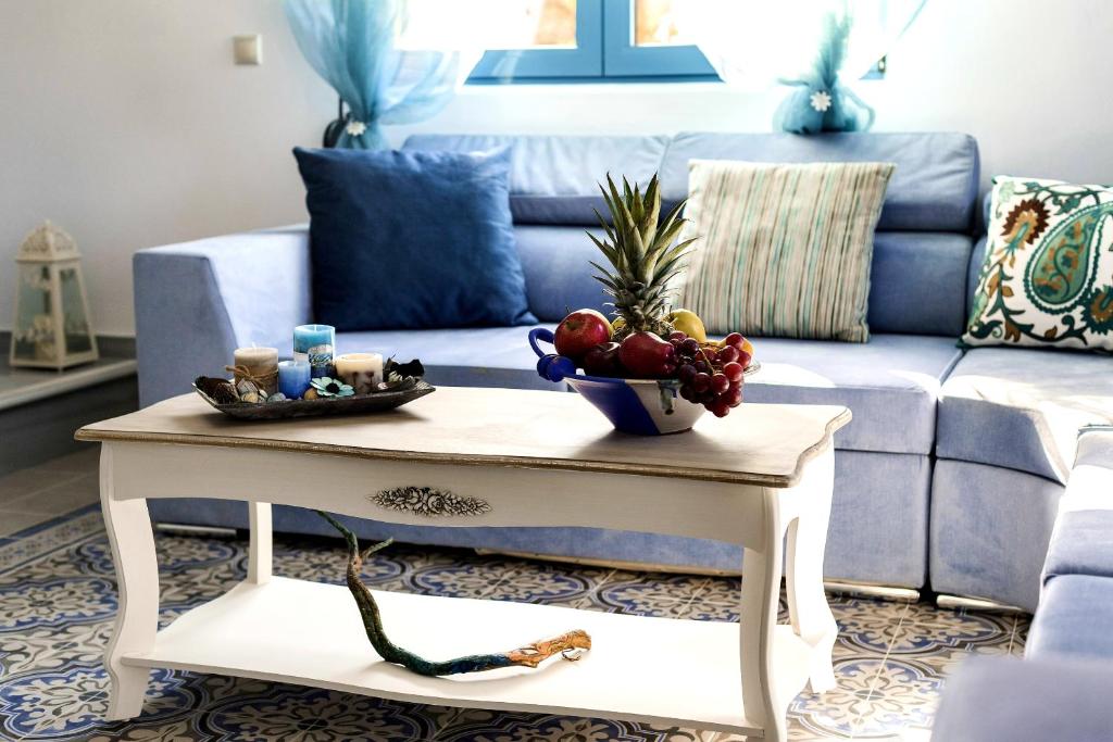Posezení v ubytování Lindos Luxury Retro Villas