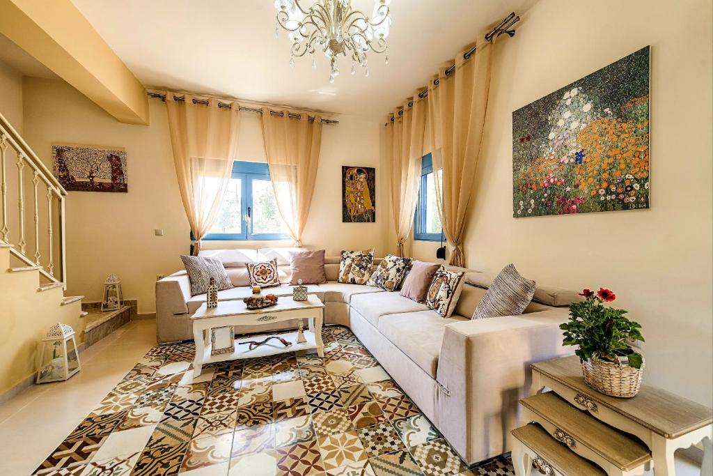 Posezení v ubytování Lindos Luxury Retro Villas