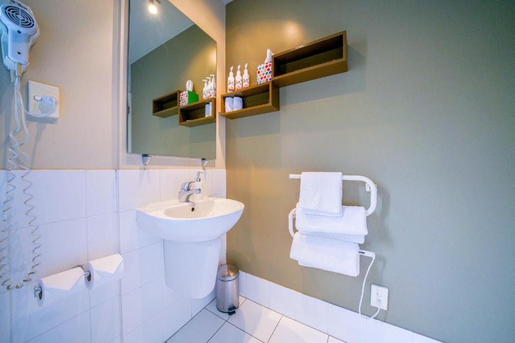 CentrePoint on Colombo - Resim 21