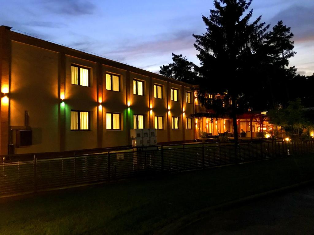 Hotel Írisz - Resim 21