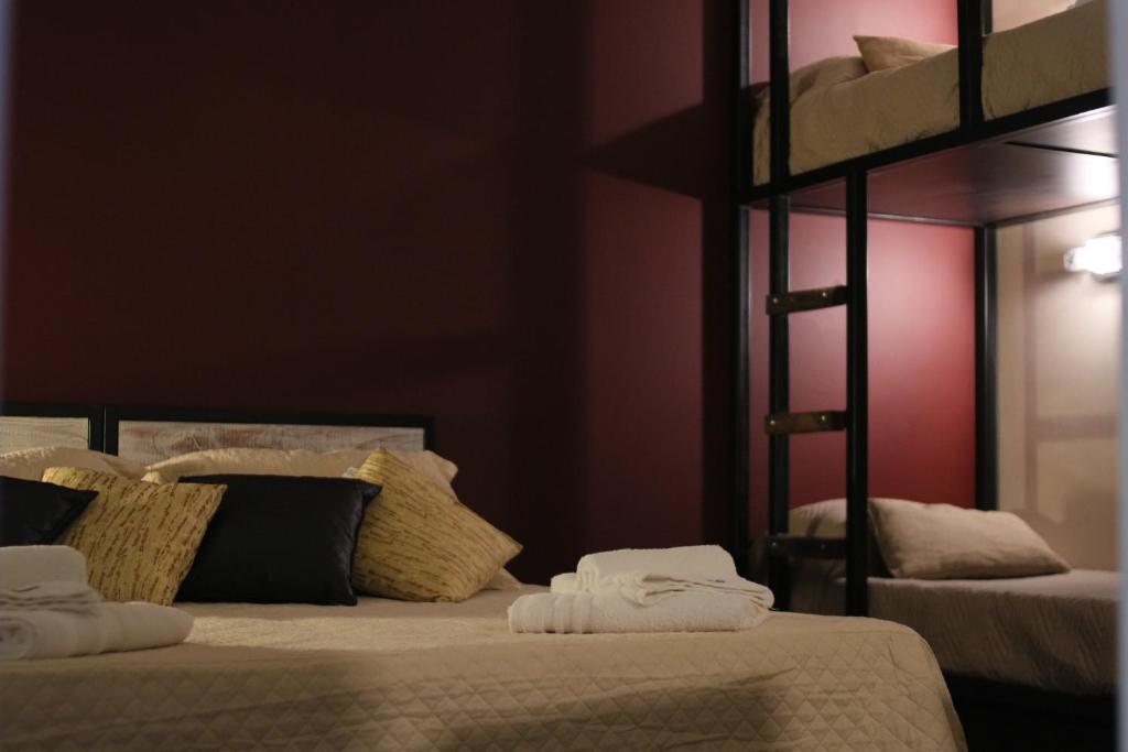 Postel nebo postele na pokoji v ubytování Limay Bed&Breakfast