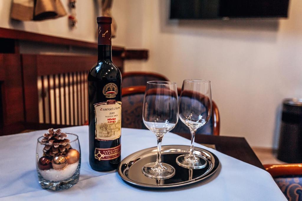 Star Hotel - Resim 4