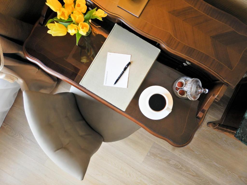 Mediterranean Palace - 14