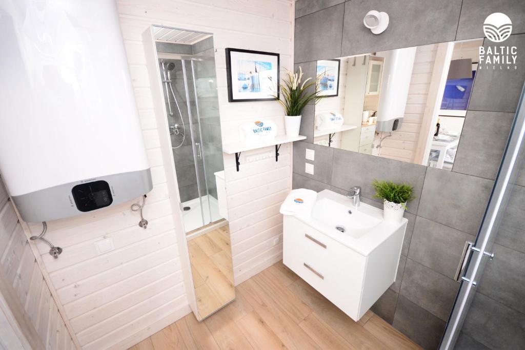 Domki BALTIC FAMILY basen kidsclub rowery - 13