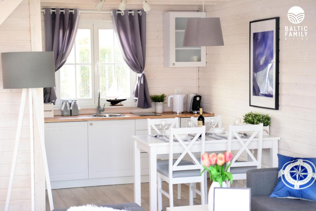 Domki BALTIC FAMILY basen kidsclub rowery - 12