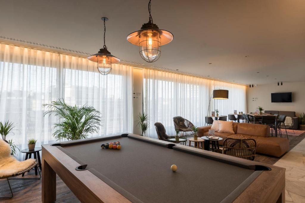 PREMIER SUITES Antwerp - Resim 9