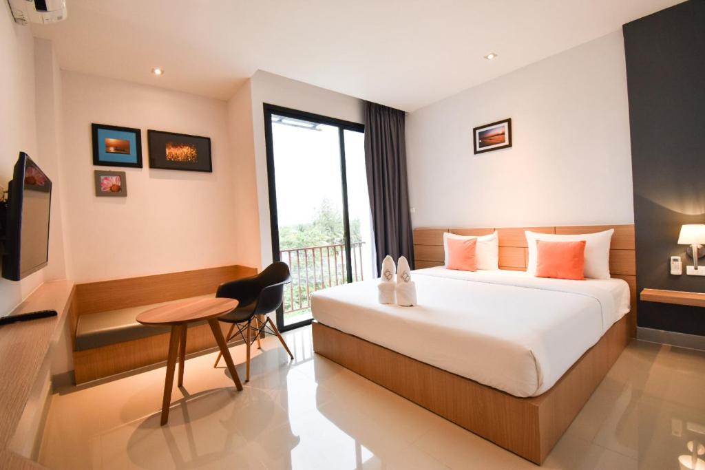 B Boutique Hotel - 11