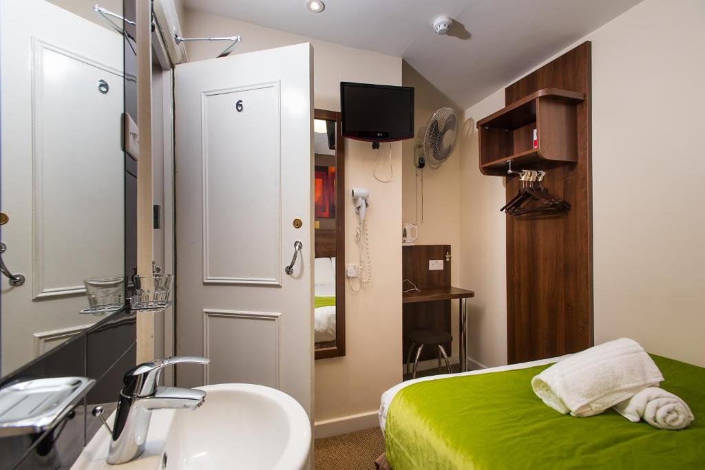 Marble Arch Inn - Resim 3