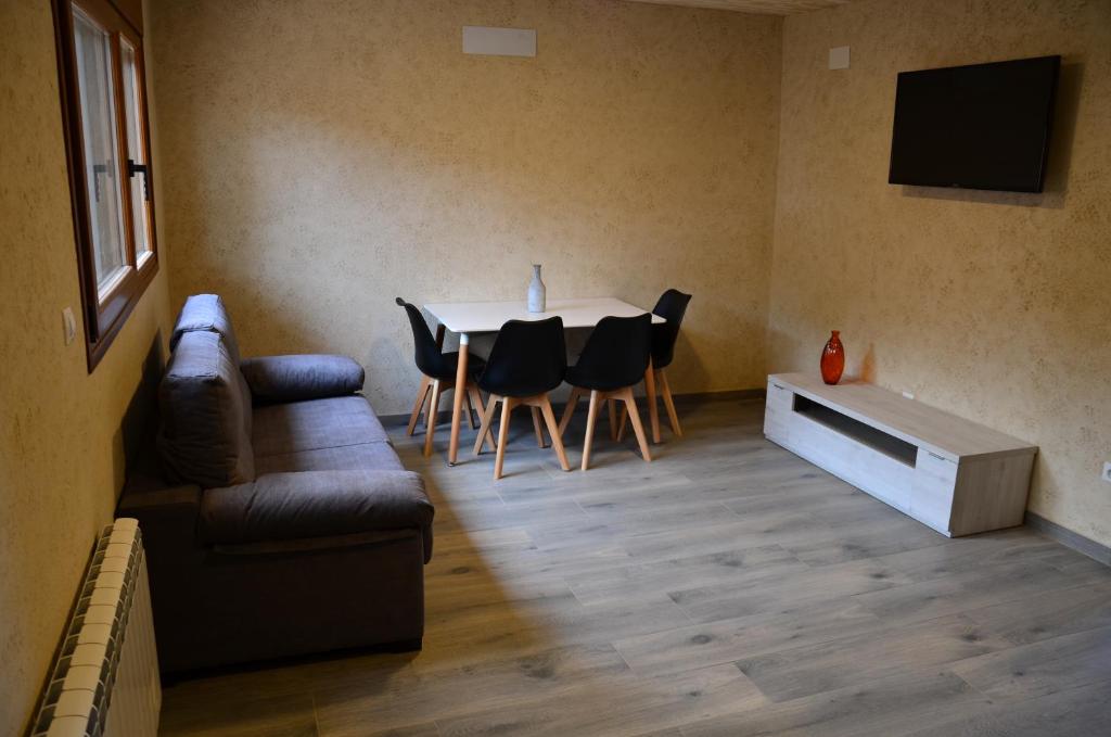 TV a/nebo společenská místnost v ubytování Camping El Roble