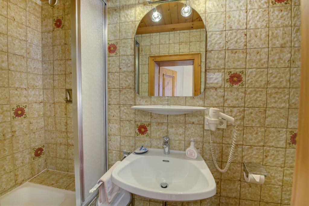 Koupelna v ubytování Hotel Wechselberger