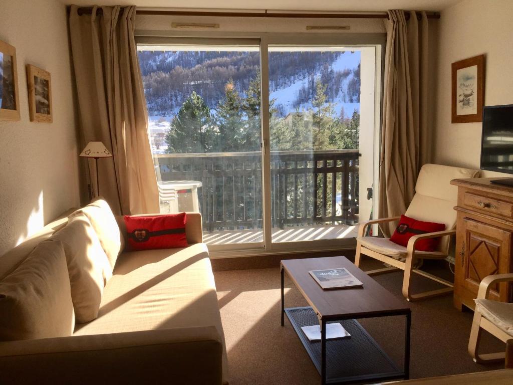 Gallery image of Appartement Pied de pistes et Coeur de station in La Salle-les-Alpes