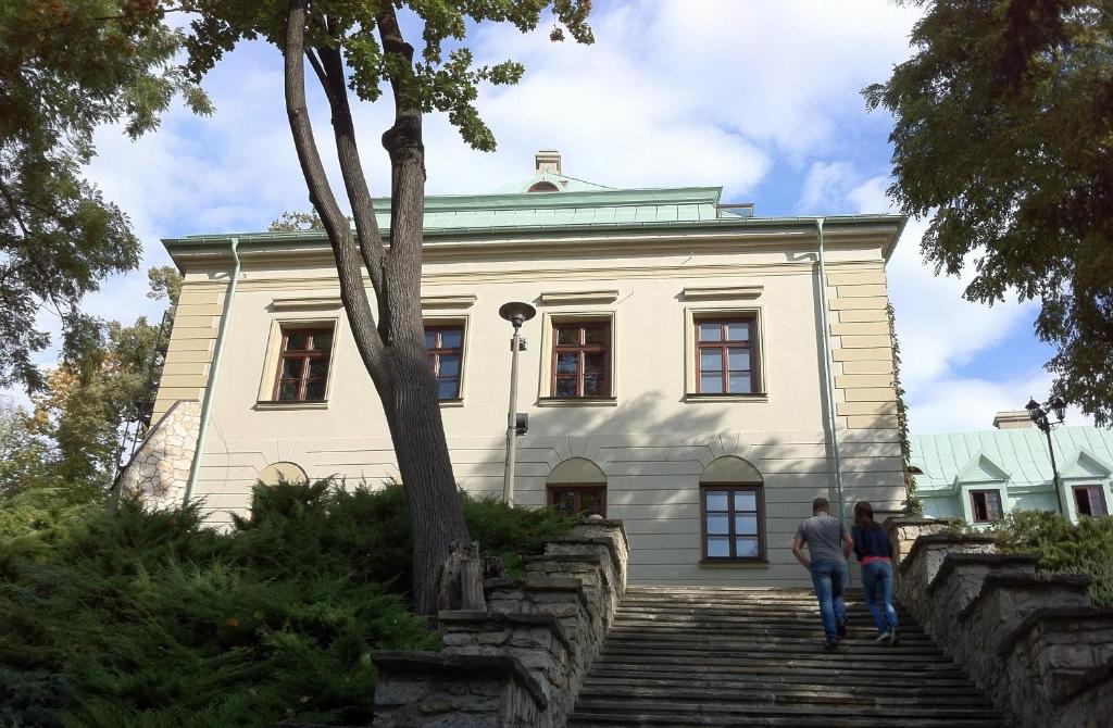 Budova, v ktorej sa hotel nachádza