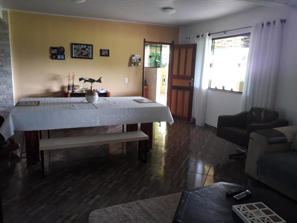  Casa ampla com vista para as montanhas