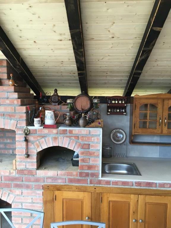 Kuchyň nebo kuchyňský kout v ubytování Casa Darius