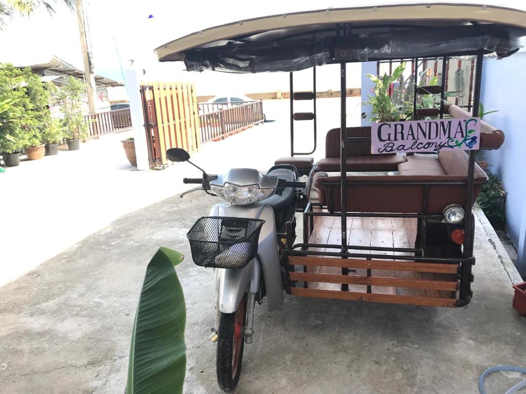 Fotografie z fotogalerie ubytování grandmabalcony v destinaci Prachuap Khiri Khan