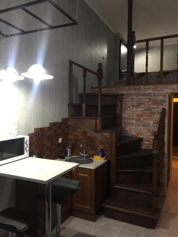 Mini ghostinitsa uiutnaia zielienoghrad - Housity