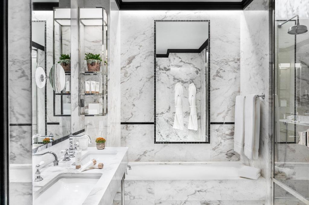 The One Monumental Palace - 15