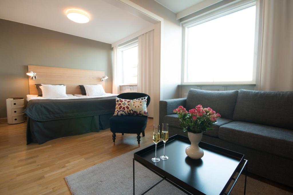 Posezení v ubytování Hotell Aston