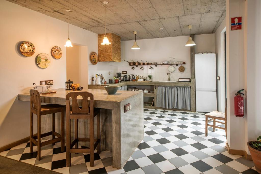 Kuchyň nebo kuchyňský kout v ubytování Casas da Levada