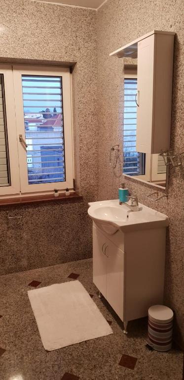 Kúpeľňa v ubytovaní Barun apartments Kastela