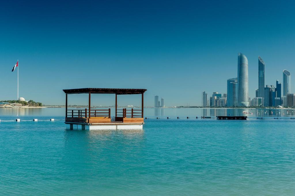 فضای داخلی Radisson Blu Hotel & Resort, Abu Dhabi Corniche در ابوظبی - تصویر ۳