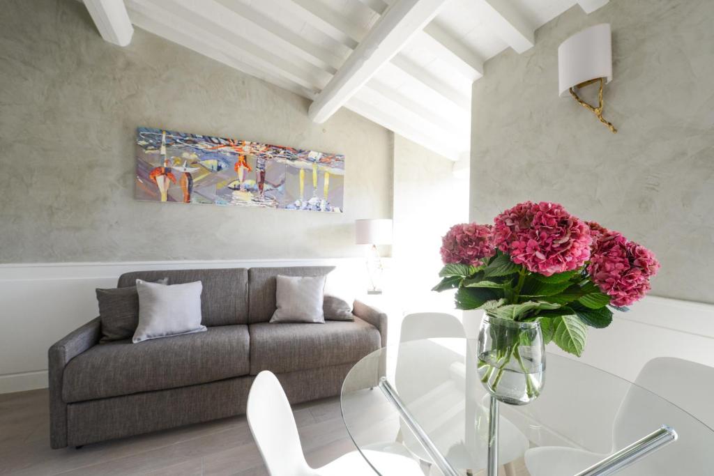 Duomo Suites Florence - Resim 24