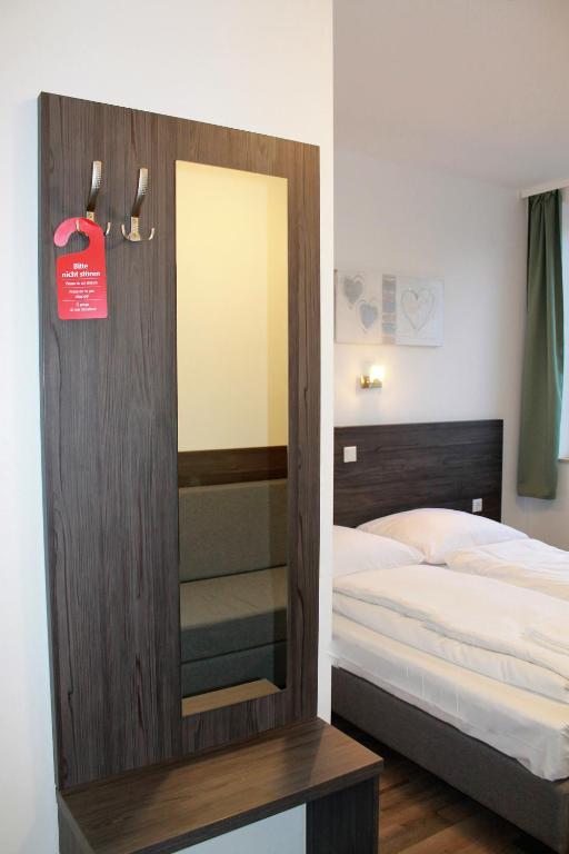 Pionier Hotel Hamburg Wandsbek - Resim 16