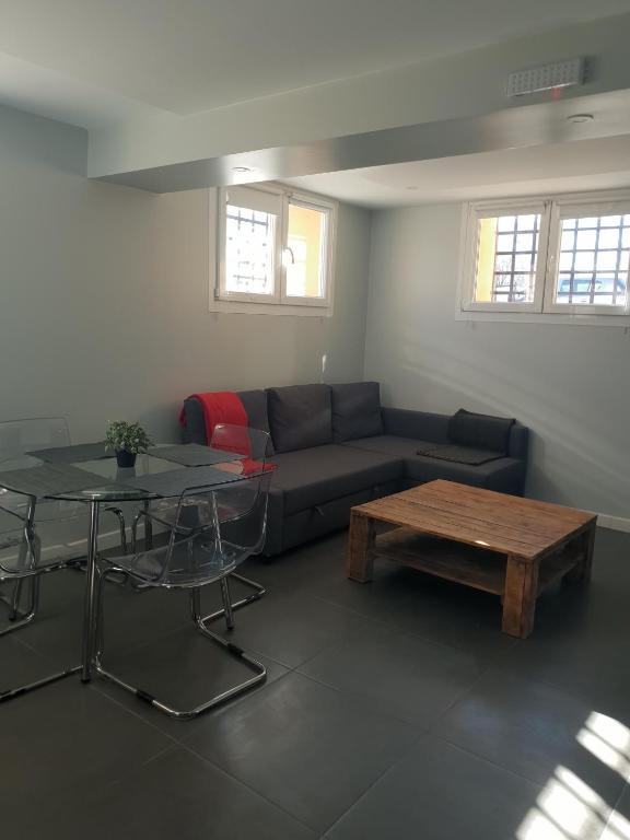 WindRose 0, Madrid – Updated 2022 Prices
