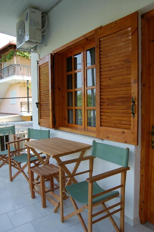 Efrosini Hotel Apartments & Studios - 3