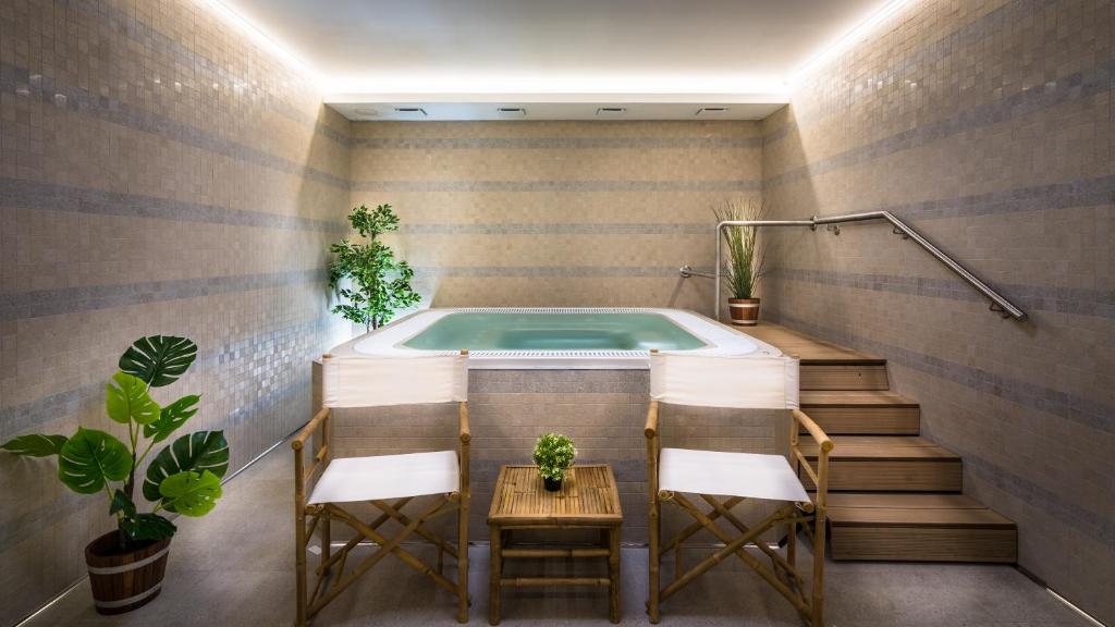 Zdjęcie z galerii obiektu Wellness Hotel Holzberg w mieście Suchá Rudná