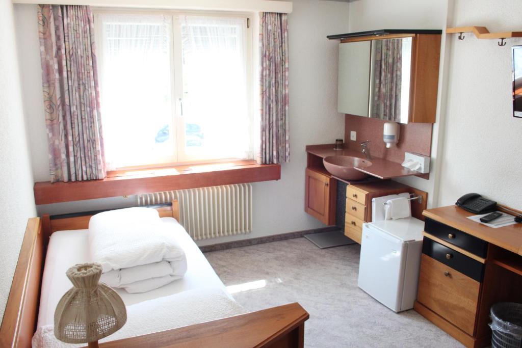 Kuchyň nebo kuchyňský kout v ubytování Hotel Toggenburgerhof