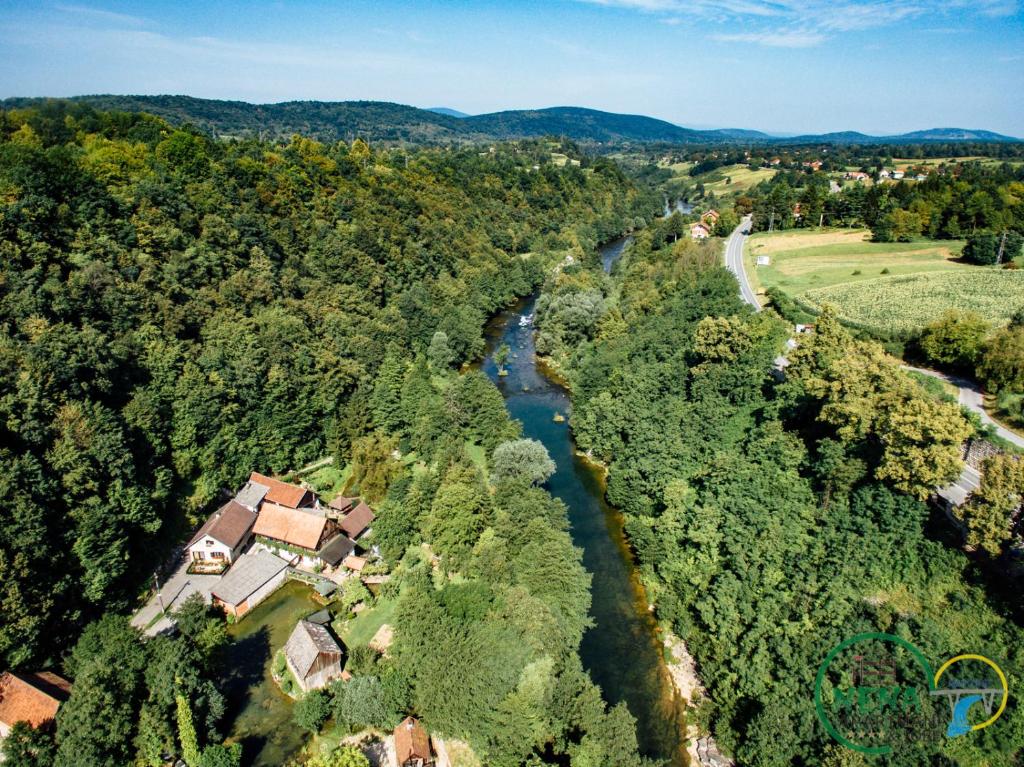 Guest House Nena Rastoke - Nature Retreat with waterfall views - 5