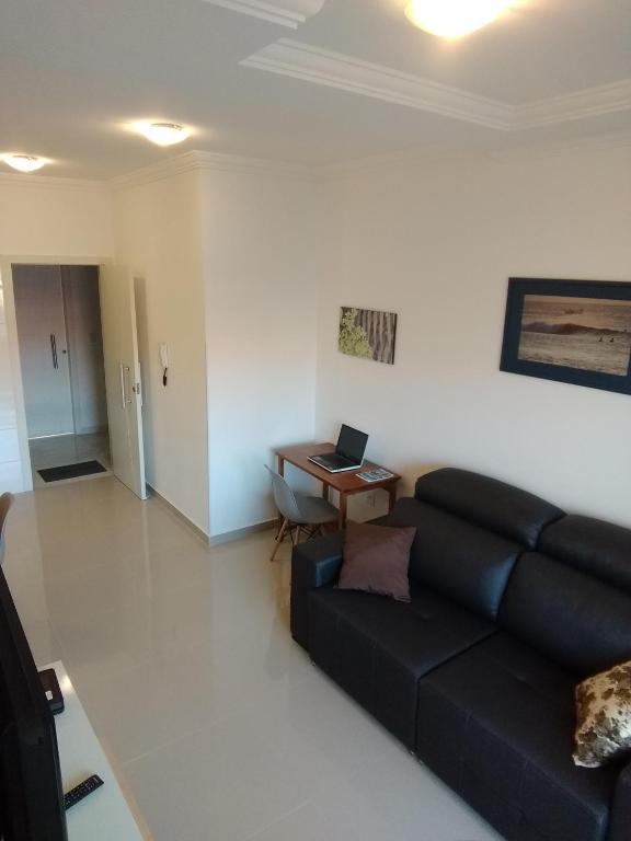  Apto 2 QTOs com Suíte próximo a Praia e Centrinho