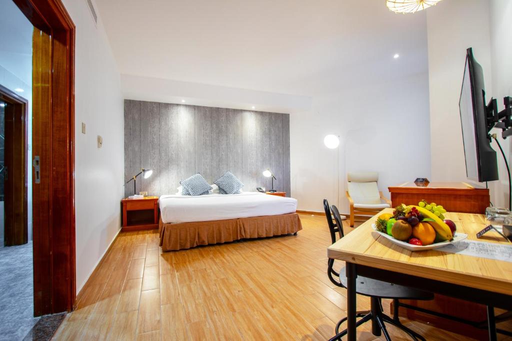 BM Beach Hotel - Resim 19