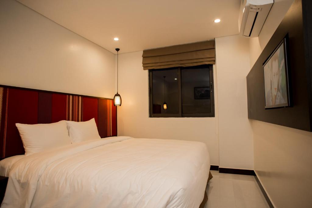 Max Boutique Hotel - 8
