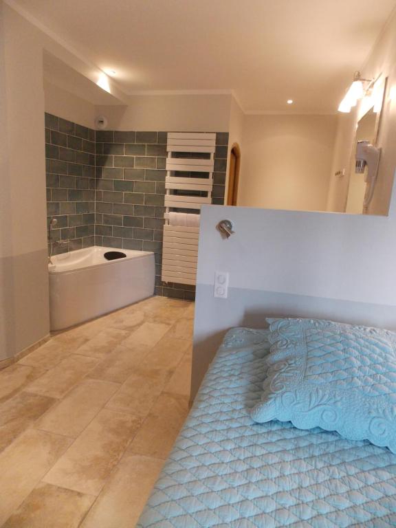 Au Relais Provencal - Chambre Double Avec Terrasse