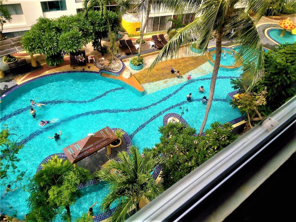 an overhead view of a swimming pool at a resort at Star of Hin Nam Condominium in Hua Hin