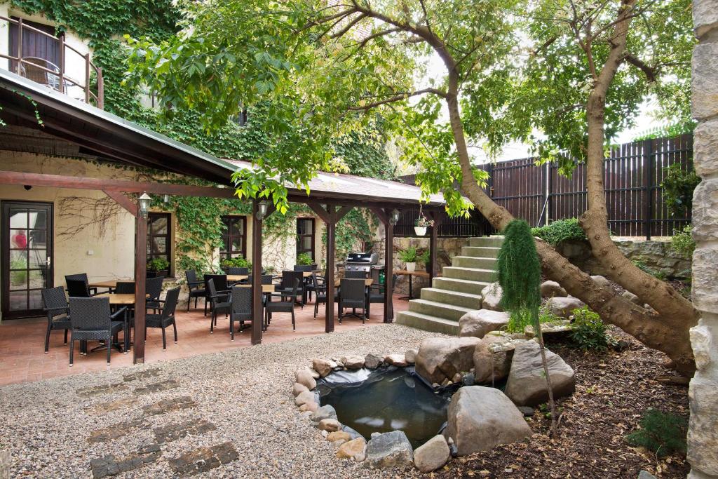 Zahrada ubytování Hotel U Hada Žatec