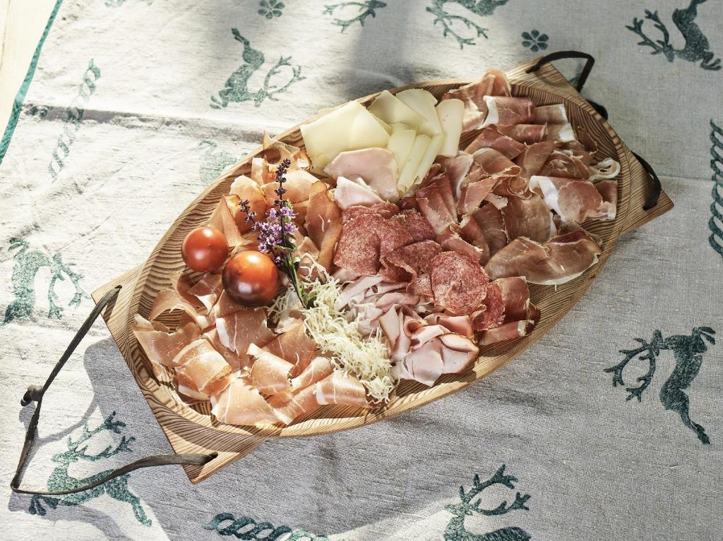 Jídlo v hotelu nebo okolí