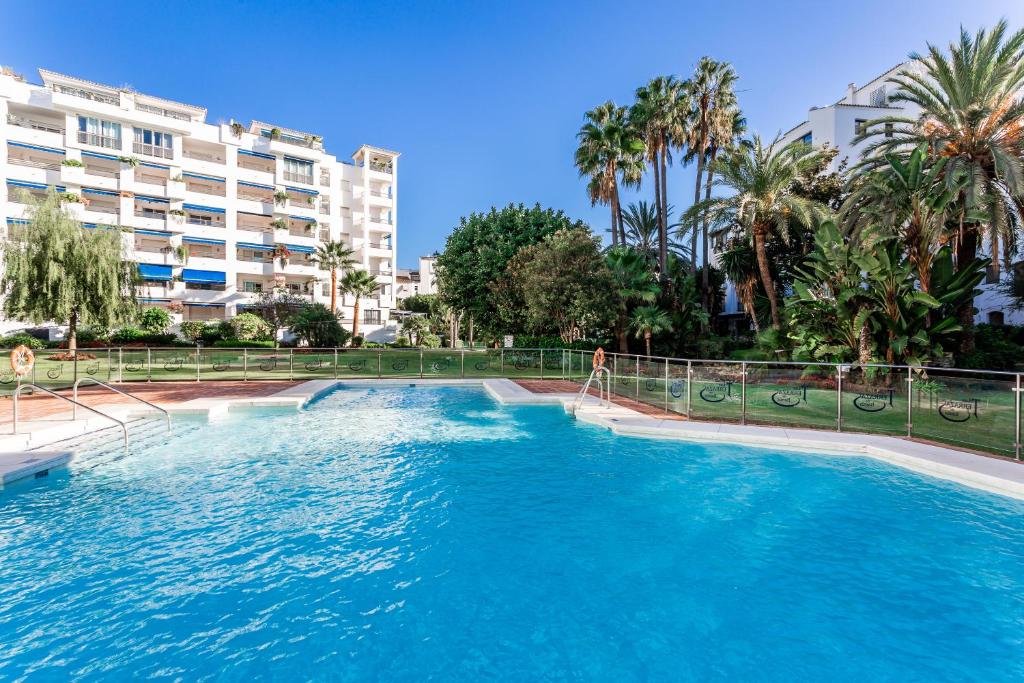 by RIVA - Beautiful 1 Bedroom Chic Apartment in Banus Gardens ...