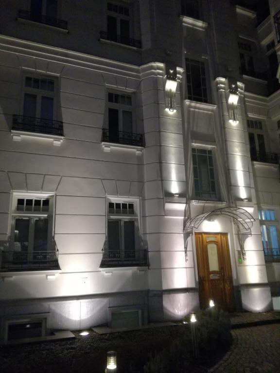 Budova, v ktorej sa apartmán nachádza
