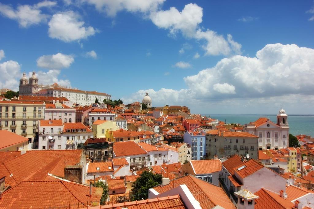 SweetHome at Alfama's Heart - Appartement De Deux Chambres