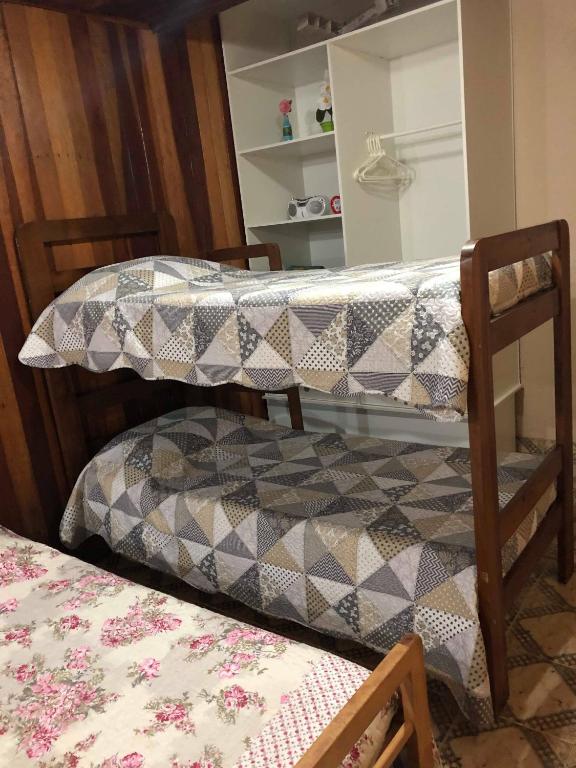  Casa anexa com lareira