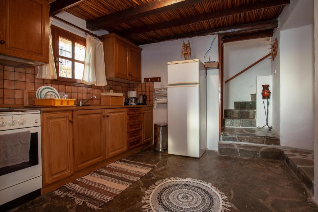 Kuchyň nebo kuchyňský kout v ubytování Argyros house