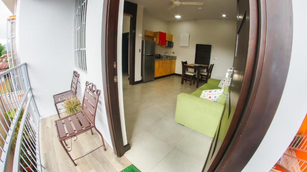 Kuchyň nebo kuchyňský kout v ubytování Apartamentos Equipados RyA del Volcán