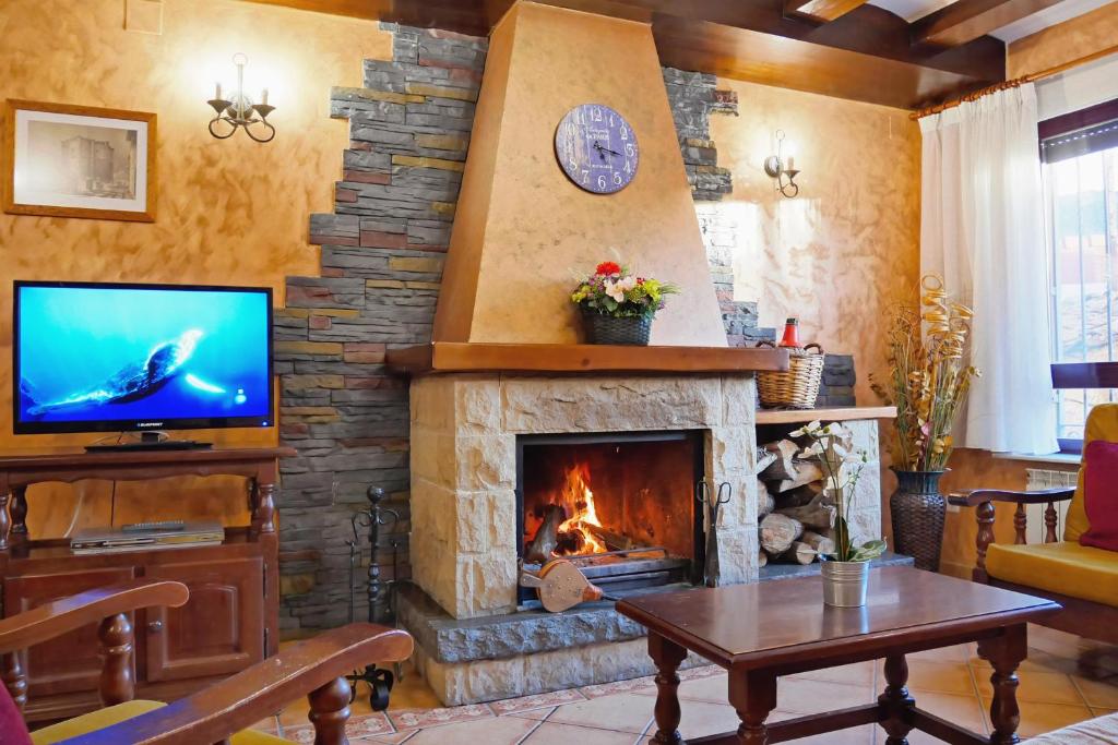 Et tv og/eller underholdning på Casas Rurales Florentino