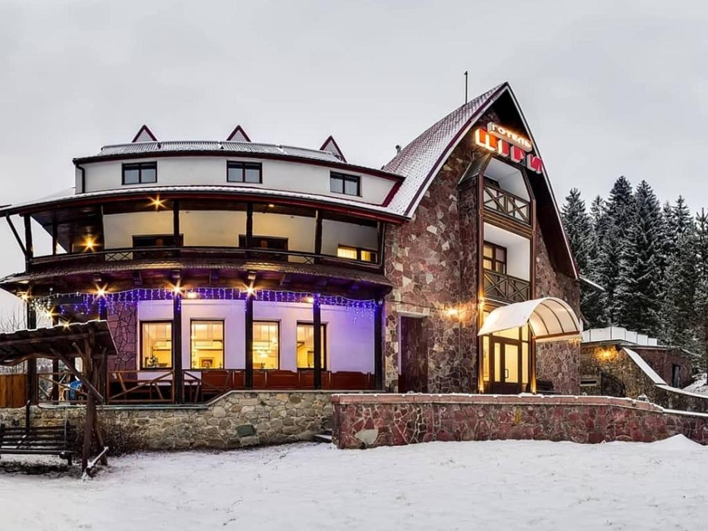 Budova, kde se hotel nachází