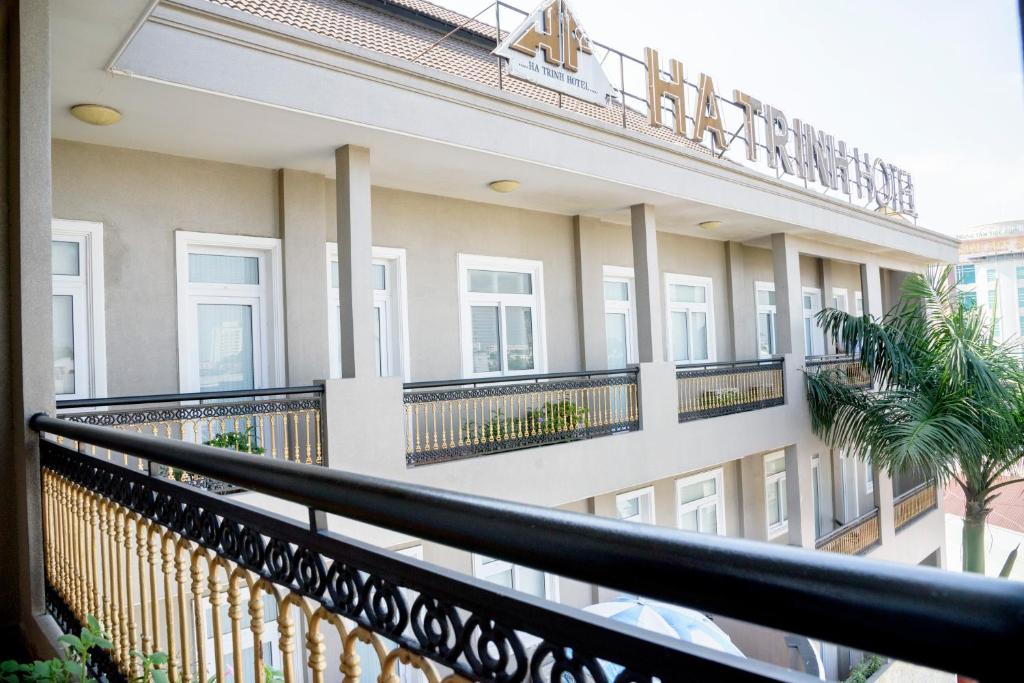 Balkón nebo terasa v ubytování Ha Trinh Hotel