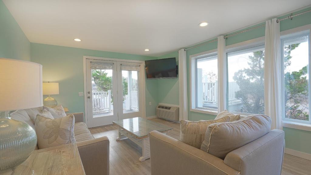 Sea Crest photo